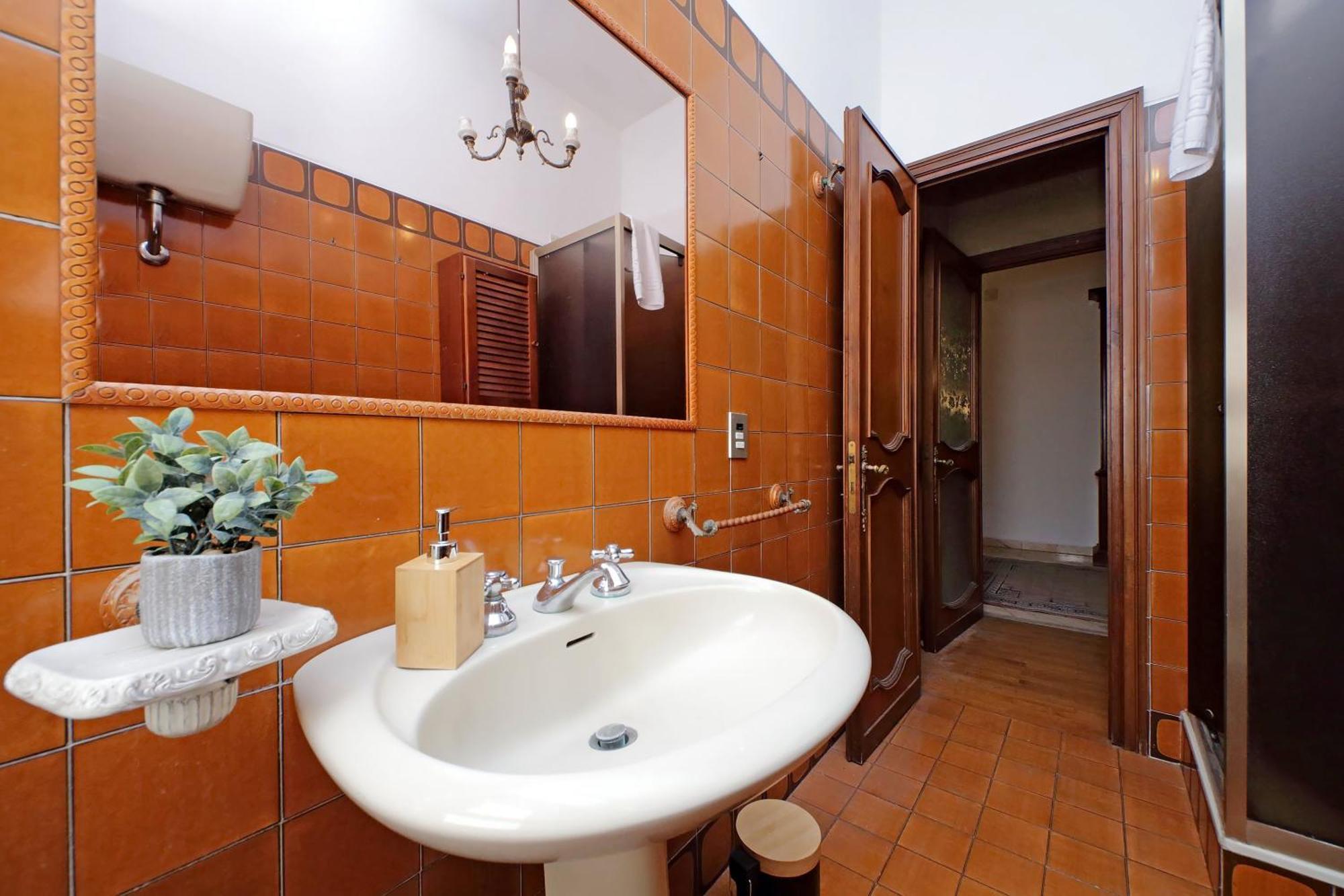 Anastasio Spacious Apartment Rome